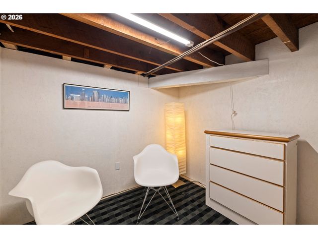 3627 S CORBETT Ave, Portland, OR 97239