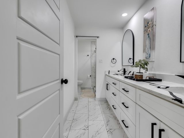 828 Stone Mountain Drive, Conroe, TX 77302