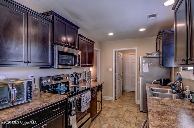 8775 Arendale Drive, Southaven, MS 38671