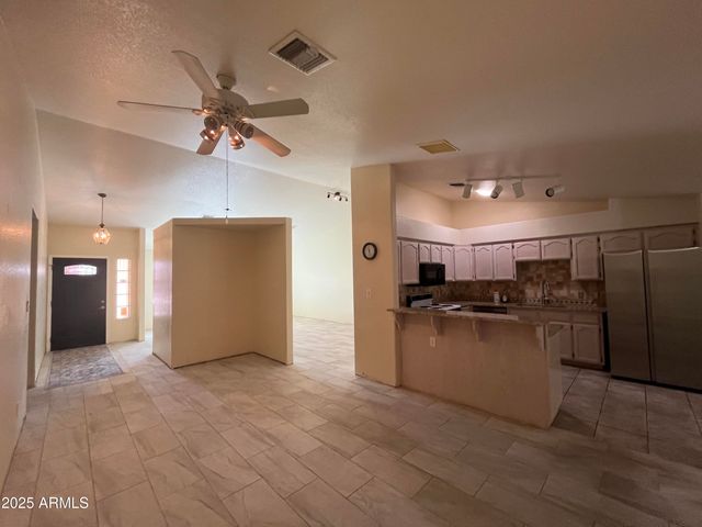 2601 GOLDEN EAGLE Drive, Sierra Vista, AZ 85650