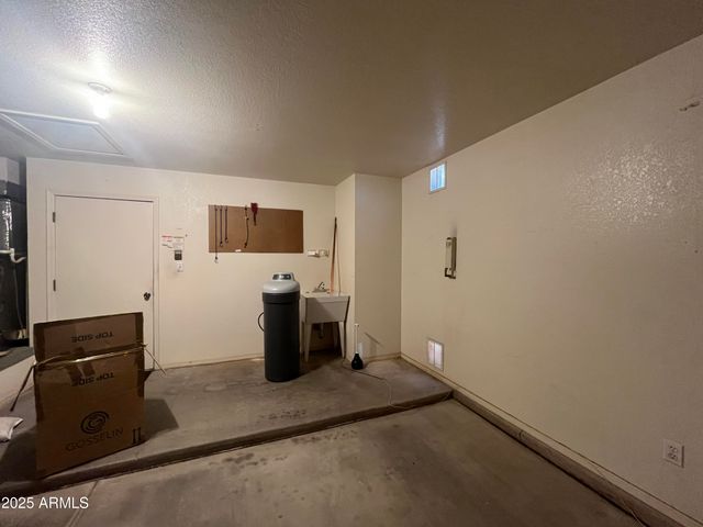 2601 GOLDEN EAGLE Drive, Sierra Vista, AZ 85650