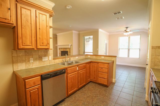 2559 Lazy Acres Lane, Tyler, TX 75707