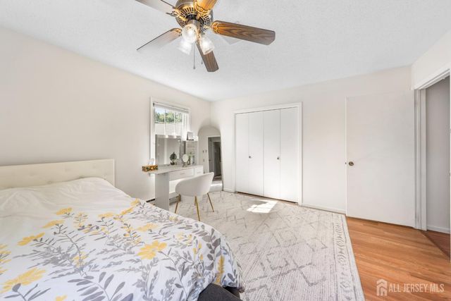 406 Oxford Lane O, Monroe, NJ 08831