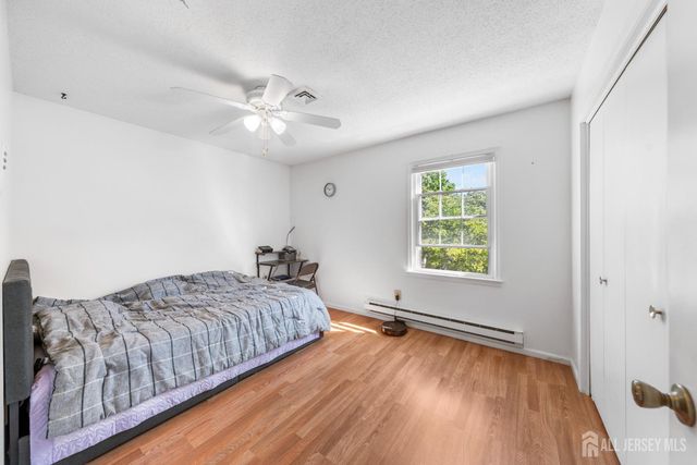 406 Oxford Lane O, Monroe, NJ 08831