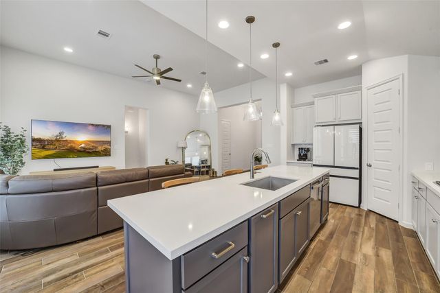 2142 Alabaster Estate Drive, Richmond, TX 77469