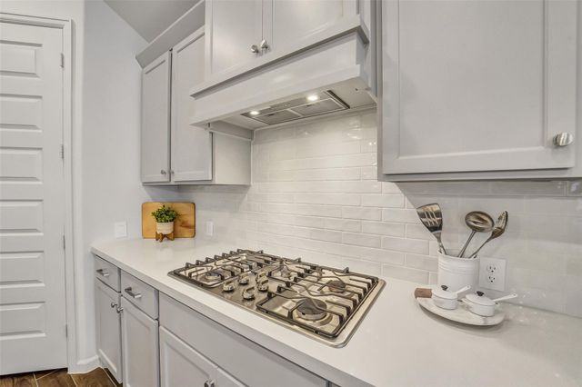 2142 Alabaster Estate Drive, Richmond, TX 77469