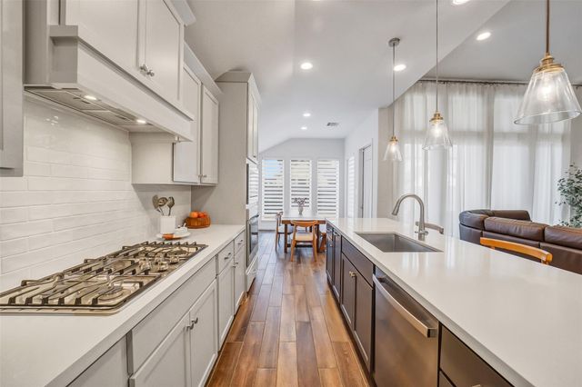 2142 Alabaster Estate Drive, Richmond, TX 77469