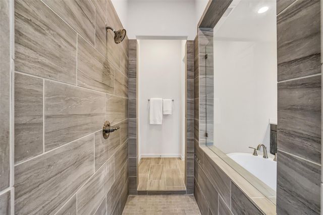 2142 Alabaster Estate Drive, Richmond, TX 77469