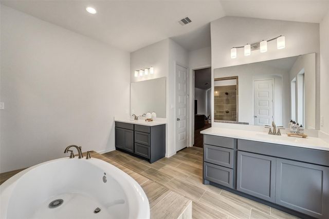 2142 Alabaster Estate Drive, Richmond, TX 77469