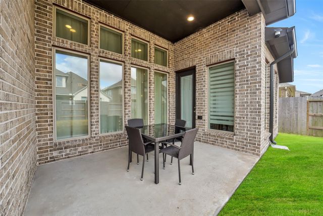 2142 Alabaster Estate Drive, Richmond, TX 77469