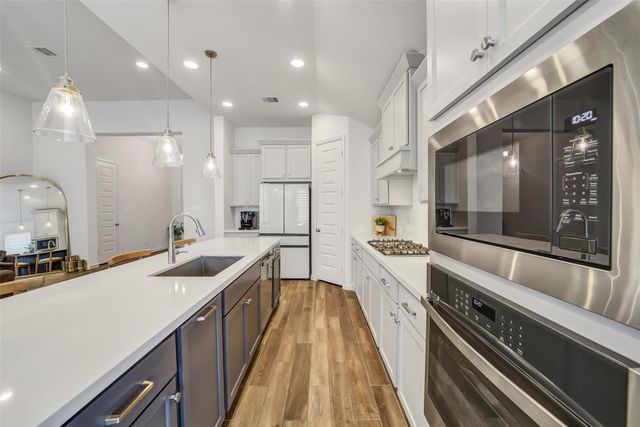 2142 Alabaster Estate Drive, Richmond, TX 77469