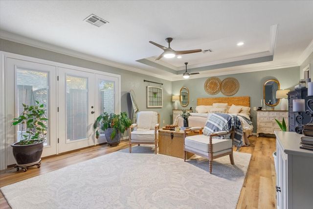 304 Trailwood Drive, Woodway, TX 76712