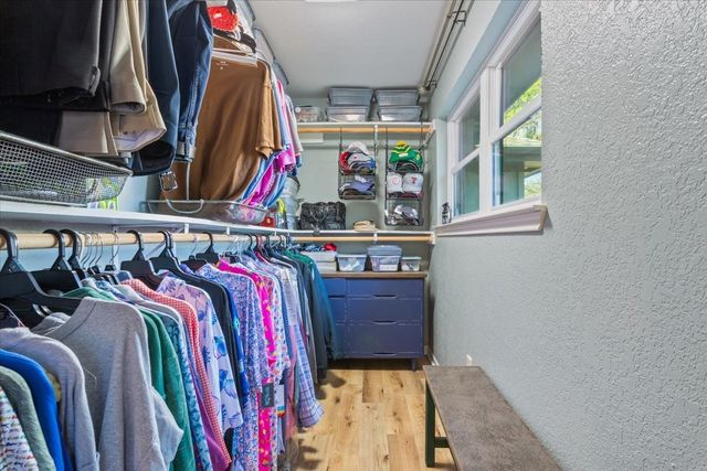 304 Trailwood Drive, Woodway, TX 76712