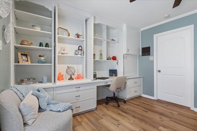 304 Trailwood Drive, Woodway, TX 76712