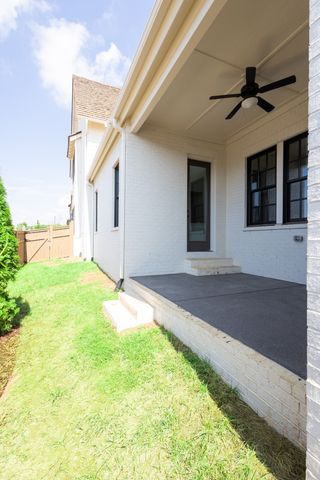 630 Mayswift Drive, Thompsons Station, TN 37179