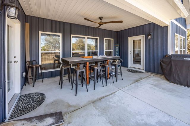 4802 Walking Horse Road, Meggett, SC 29449