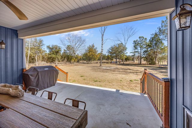 4802 Walking Horse Road, Meggett, SC 29449