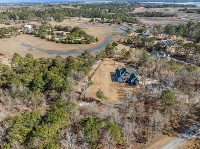 4802 Walking Horse Road, Meggett, SC 29449