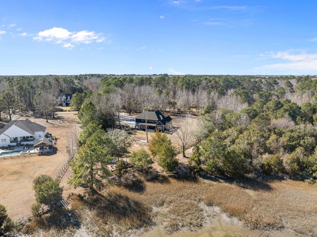 4802 Walking Horse Road, Meggett, SC 29449