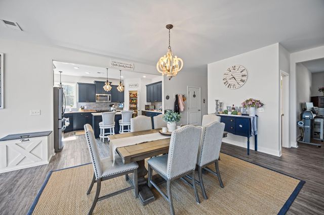 4802 Walking Horse Road, Meggett, SC 29449