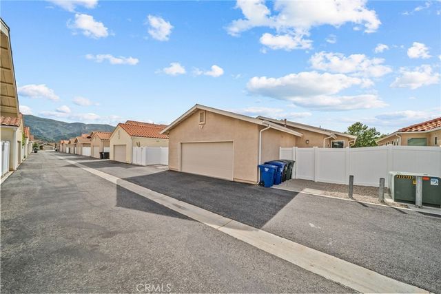 4066 Aurora, Piru, CA 93040