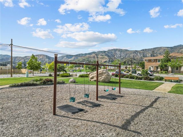 4066 Aurora, Piru, CA 93040