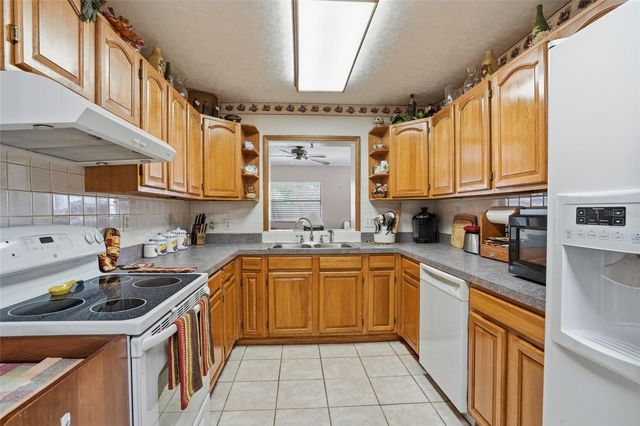 3312 W BURKE ST, Tampa, FL 33614