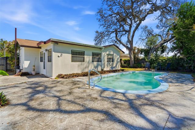 3312 W BURKE ST, Tampa, FL 33614