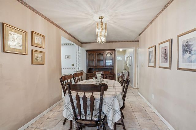 3312 W BURKE ST, Tampa, FL 33614