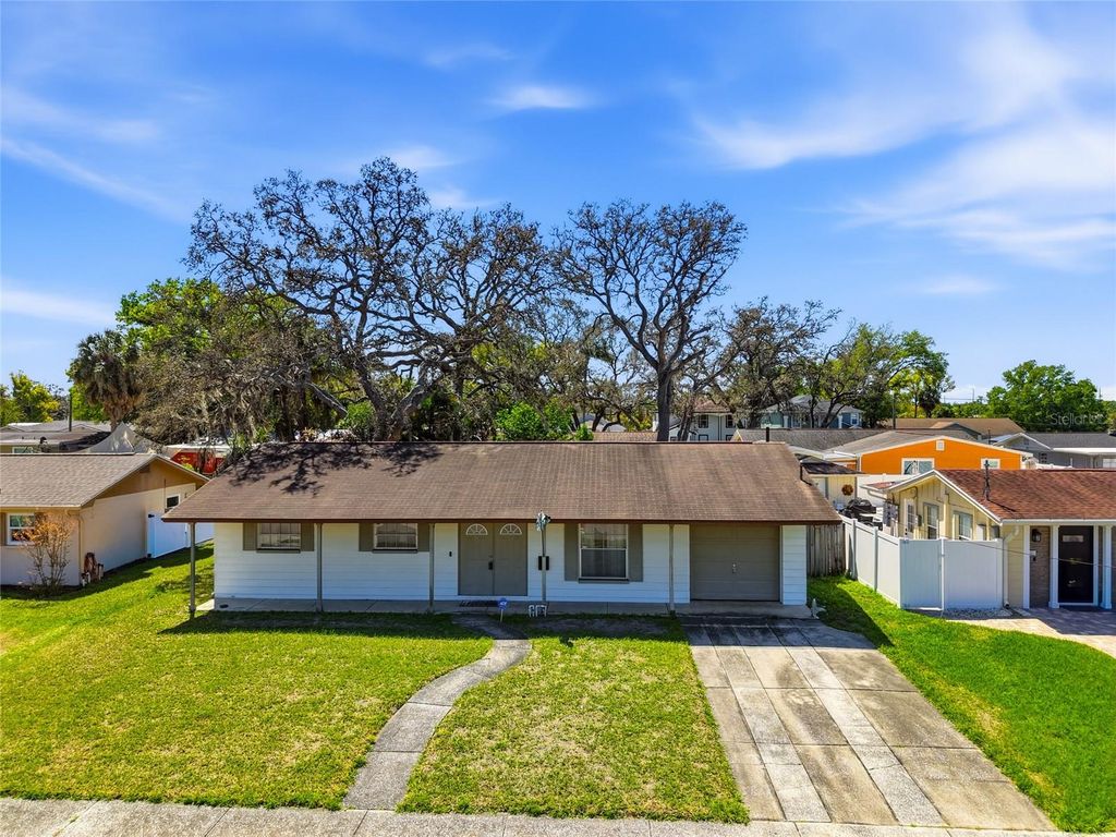 Image 1 of property listing at 3312 W BURKE ST, Tampa, FL 33614