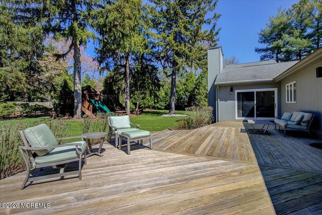 19 Seagull Lane, Lincroft, NJ 07738