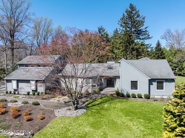 19 Seagull Lane, Lincroft, NJ 07738