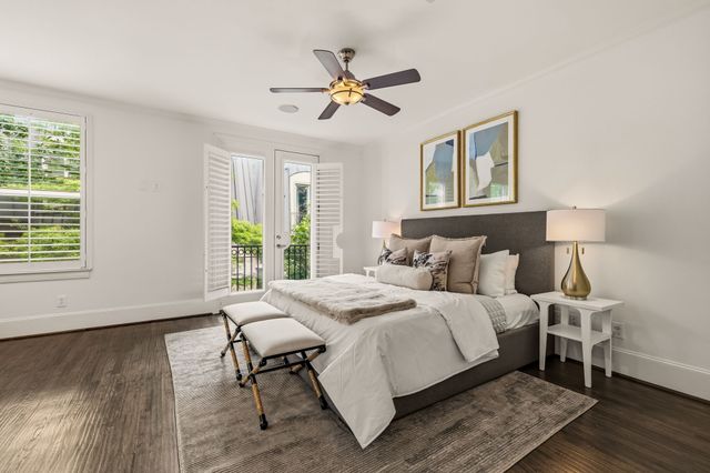 2417 Worthington Street, Dallas, TX 75204