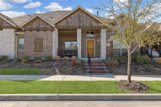 896 Hatton Sumner Place, Arlington, TX 76005