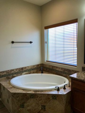 2522 Red Sky Street SW, Los Lunas, NM 87031