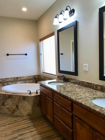 2522 Red Sky Street SW, Los Lunas, NM 87031