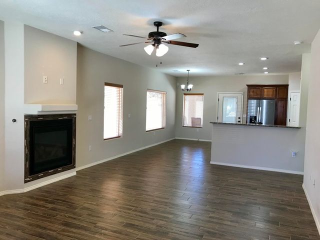 2522 Red Sky Street SW, Los Lunas, NM 87031
