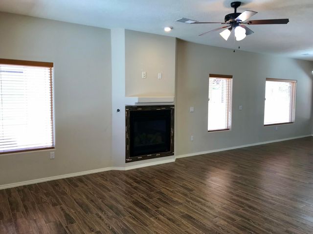2522 Red Sky Street SW, Los Lunas, NM 87031