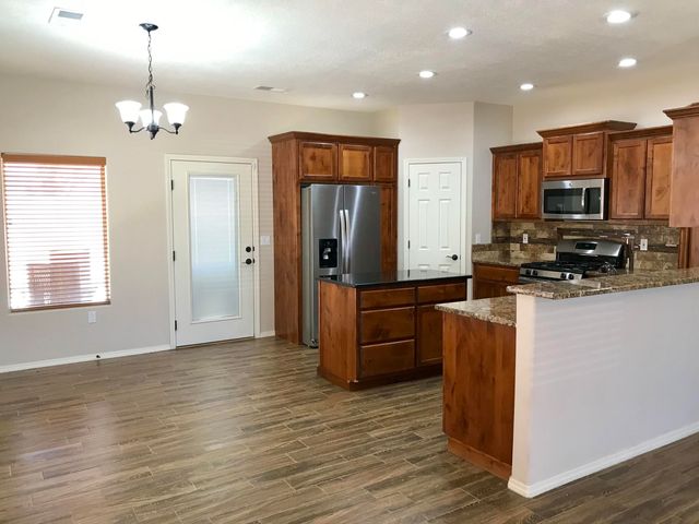 2522 Red Sky Street SW, Los Lunas, NM 87031