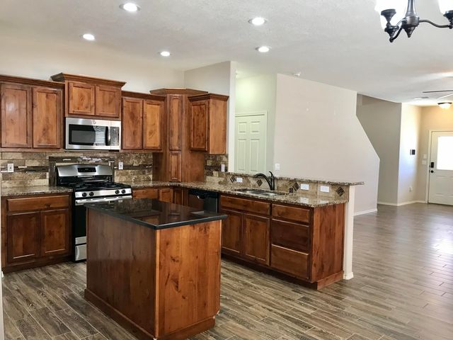 2522 Red Sky Street SW, Los Lunas, NM 87031