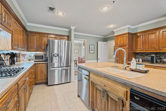 2649 Regency Road, Bartlesville, OK 74006