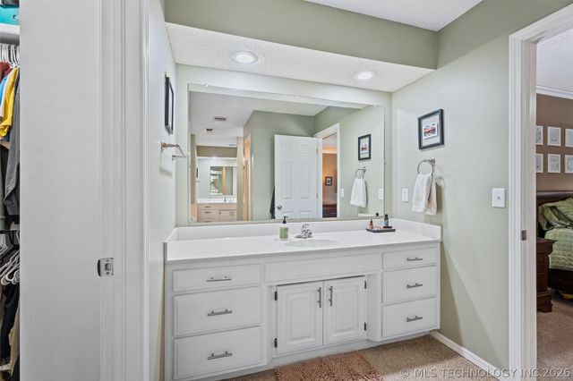 2649 Regency Road, Bartlesville, OK 74006