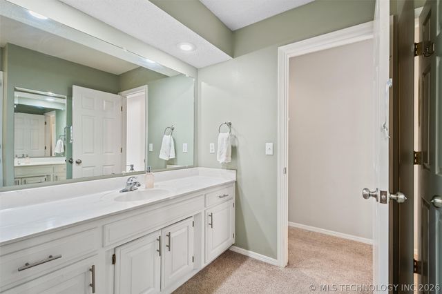 2649 Regency Road, Bartlesville, OK 74006