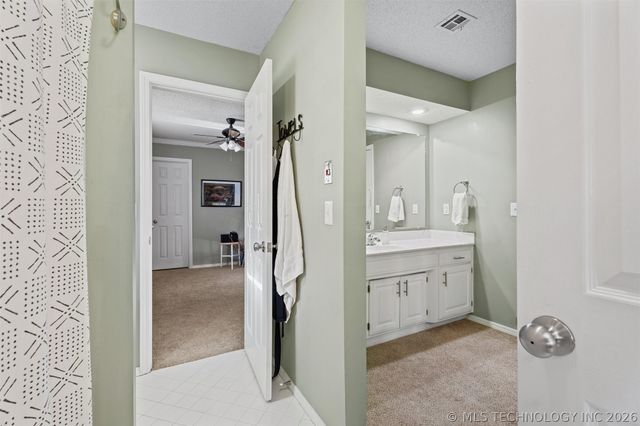 2649 Regency Road, Bartlesville, OK 74006