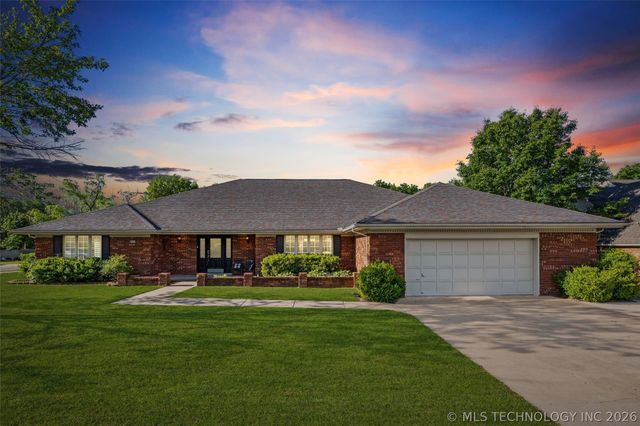 2649 Regency Road, Bartlesville, OK 74006