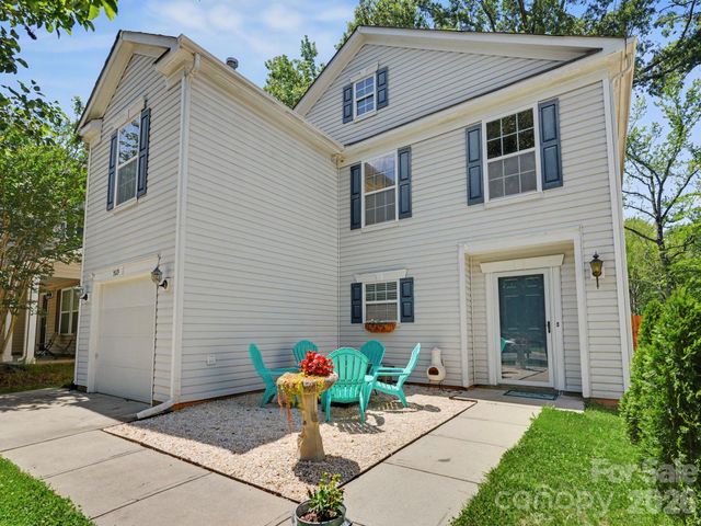 5529 Idlewild Road N, Charlotte, NC 28227