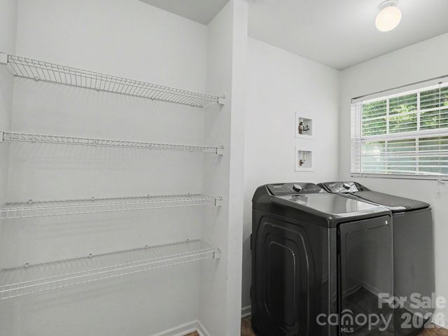 5529 Idlewild Road N, Charlotte, NC 28227