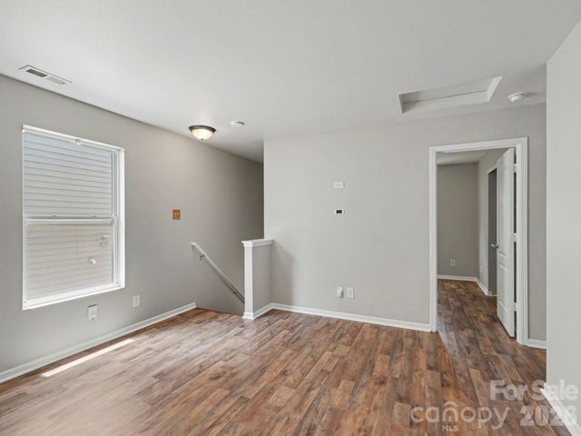 5529 Idlewild Road N, Charlotte, NC 28227