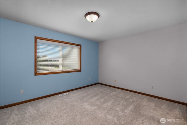 7038 183rd Avenue SW, Rochester, WA 98579