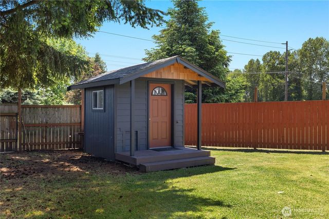 7038 183rd Avenue SW, Rochester, WA 98579